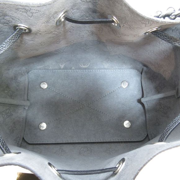 Louis Vuitton Mahina Bella Shoulder Bag - Picture 5 of 9